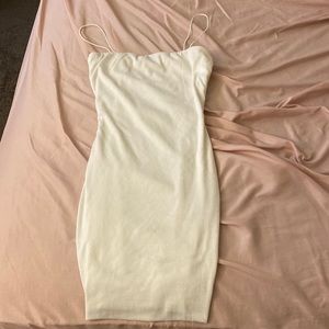 White bodycon dress